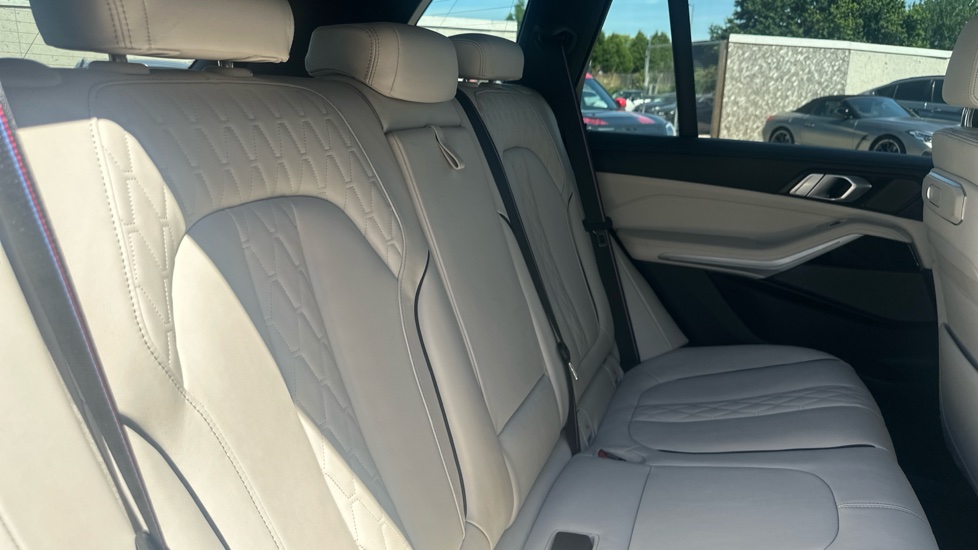 BMW X5 xDrive50e M Sport 5dr Auto Estate - Image 12