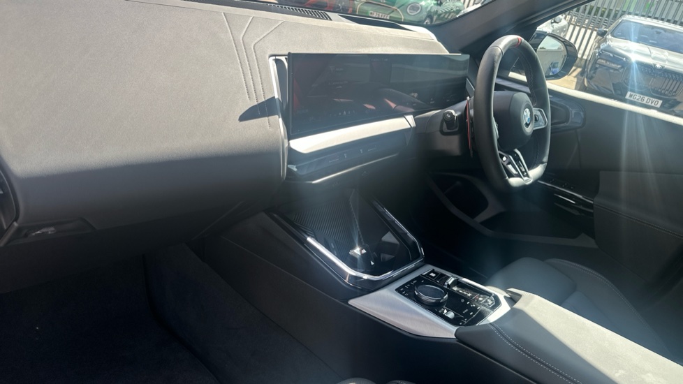 BMW X3 M50 xDrive 5dr Auto Petrol Estate - Image 7