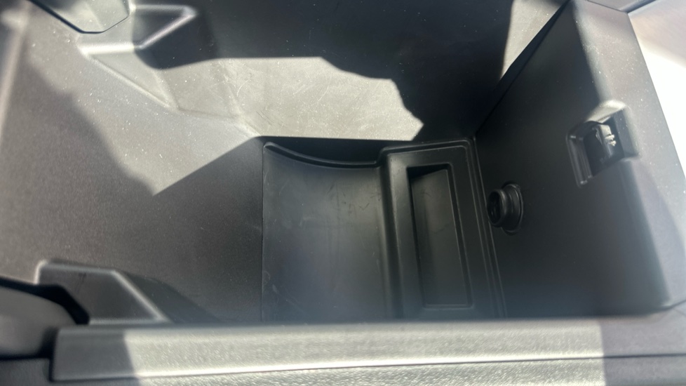 BMW X3 M50 xDrive 5dr Auto Petrol Estate - Image 35