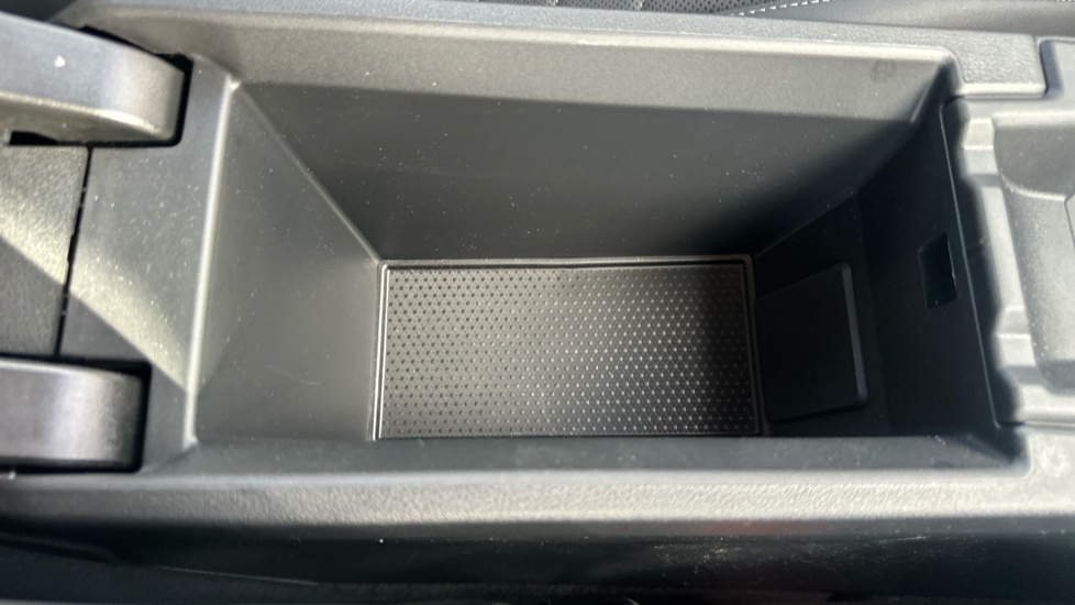 BMW 1 Series 120 M Sport 5dr Step Auto [Pro Pack] Petrol Hatchback - Image 32