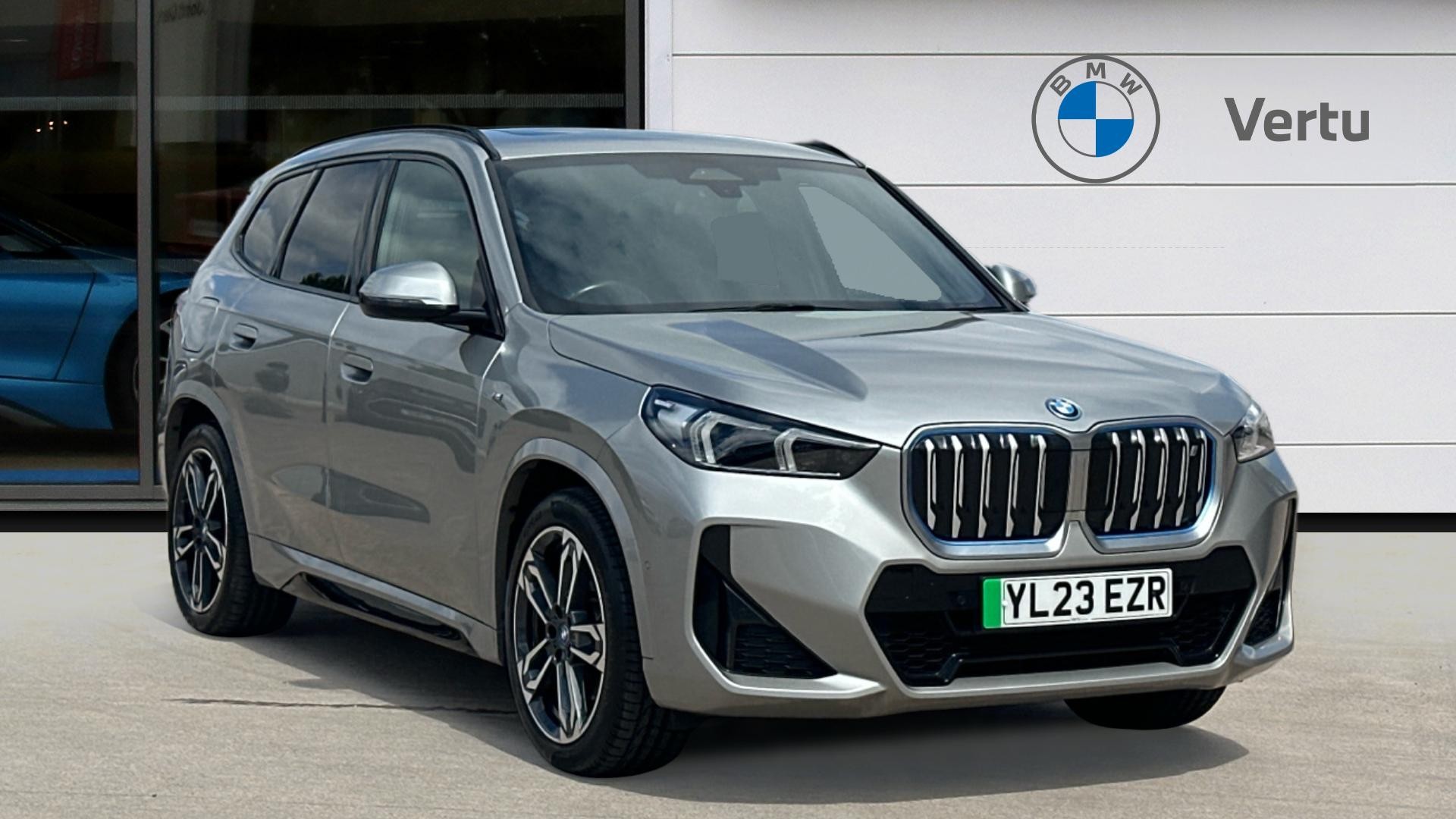 BMW iX1 listing photo