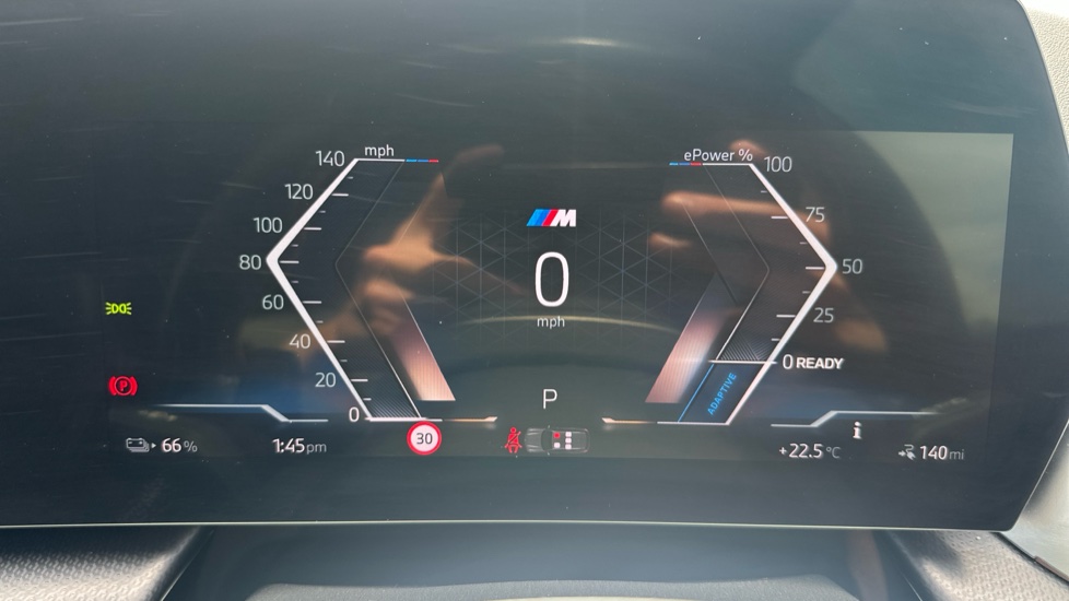 BMW iX1 230kW xDrive30 M Sport 65kWh 5dr Auto Electric Estate - Image 9