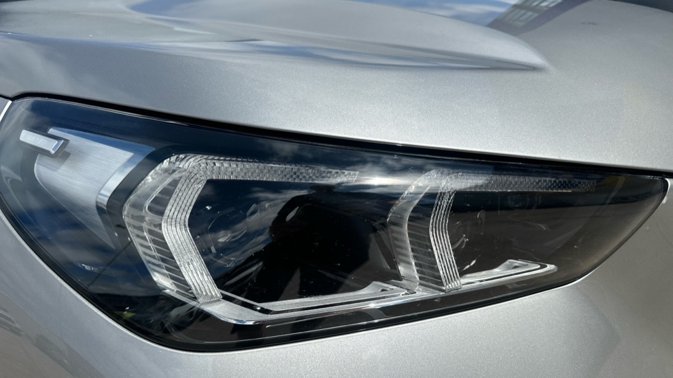 BMW iX1 230kW xDrive30 M Sport 65kWh 5dr Auto Electric Estate - Image 23