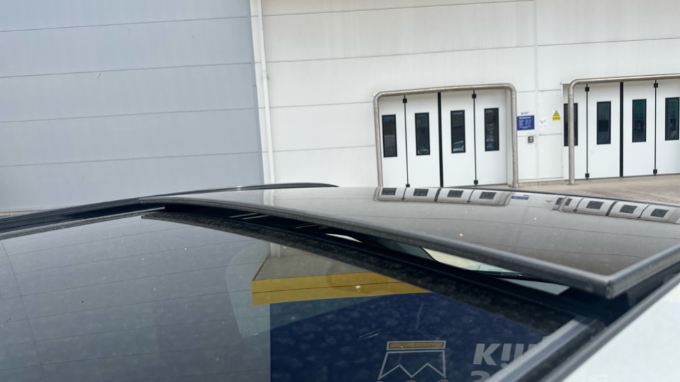 BMW iX1 230kW xDrive30 M Sport 65kWh 5dr Auto Electric Estate - Image 34