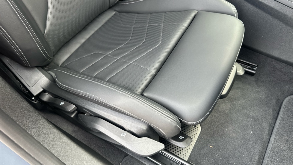 BMW 1 Series 120 M Sport 5dr Step Auto Petrol Hatchback - Image 29