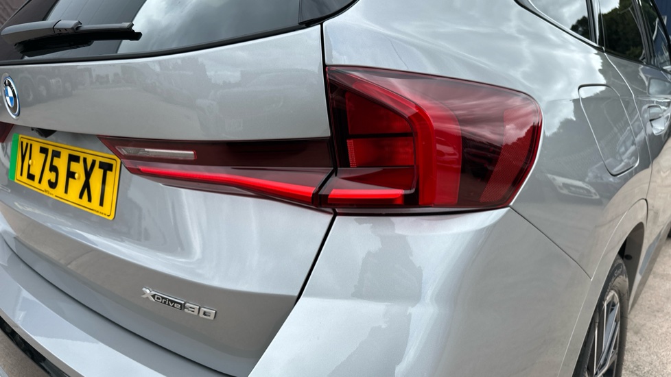 BMW iX1 230kW xDrive30 M Sport 65kWh 5dr Auto Electric Estate - Image 22