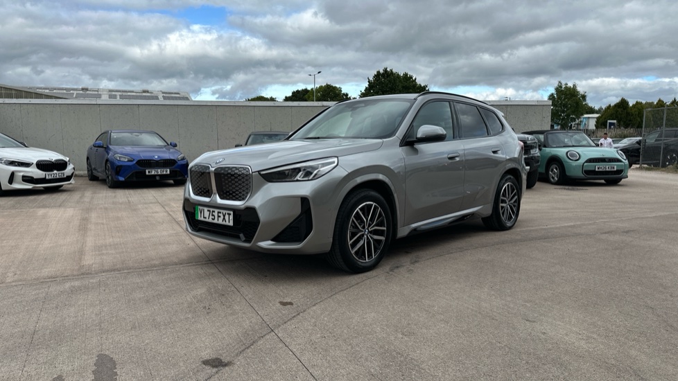 BMW iX1 230kW xDrive30 M Sport 65kWh 5dr Auto Electric Estate - Image 24