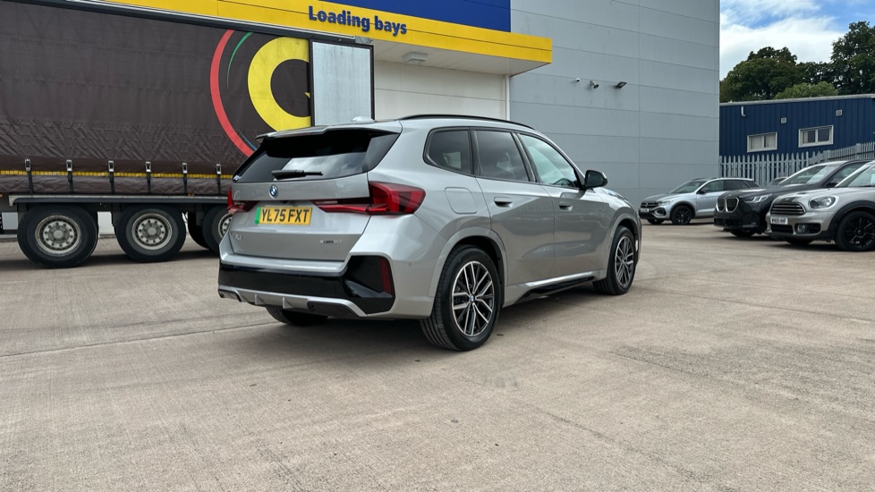 BMW iX1 230kW xDrive30 M Sport 65kWh 5dr Auto Electric Estate - Image 25