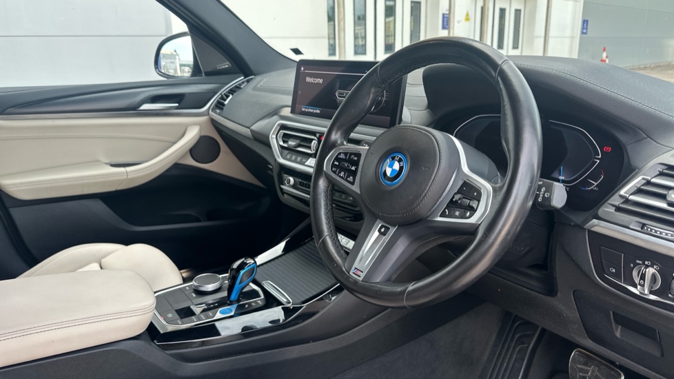 BMW iX3 210kW M Sport Pro 80kWh 5dr Auto Electric Estate - Image 6
