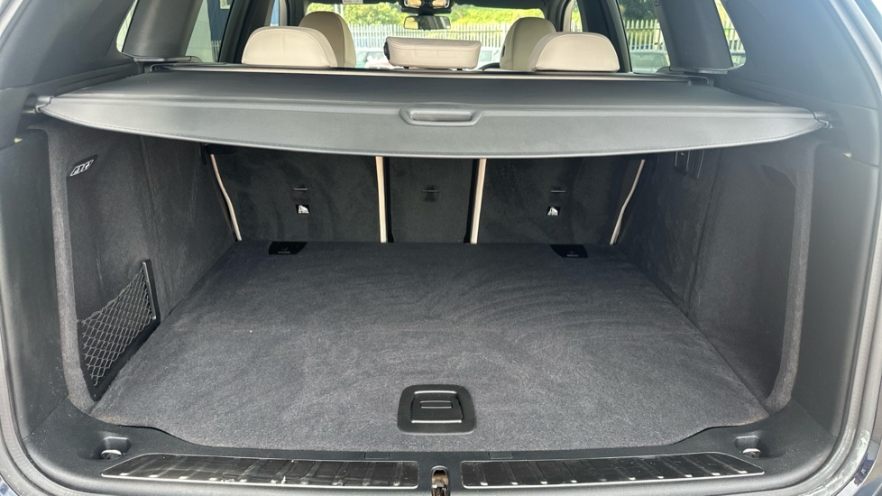 BMW iX3 210kW M Sport Pro 80kWh 5dr Auto Electric Estate - Image 13