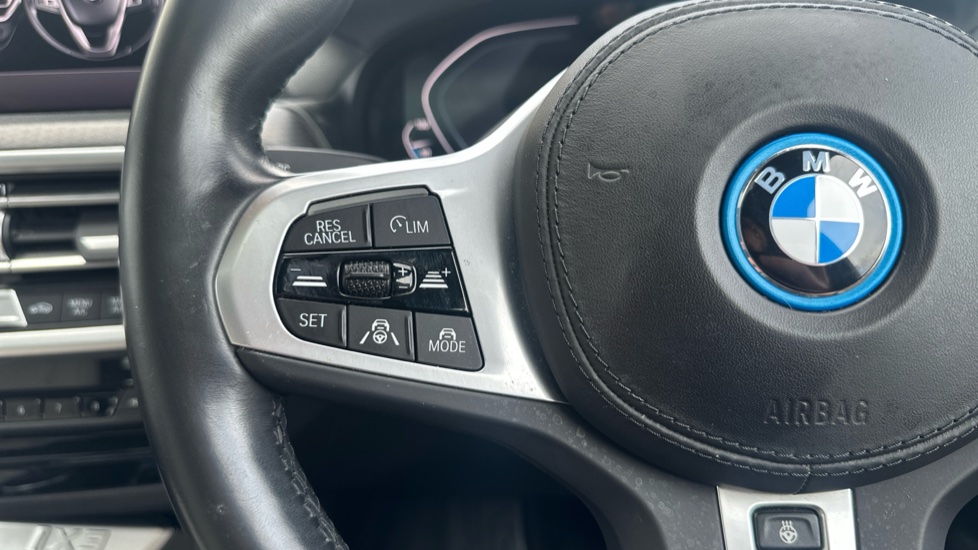 BMW iX3 210kW M Sport Pro 80kWh 5dr Auto Electric Estate - Image 17