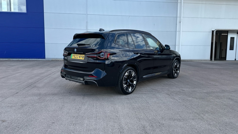 BMW iX3 210kW M Sport Pro 80kWh 5dr Auto Electric Estate - Image 25