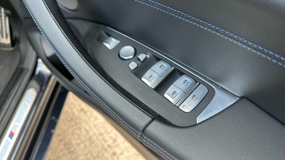 BMW iX3 210kW M Sport Pro 80kWh 5dr Auto Electric Estate - Image 36