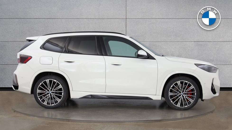 BMW iX1 150kW eDrive20 M Sport 65kWh 5dr Auto [Tech/Pro] Electric Estate - Image 3