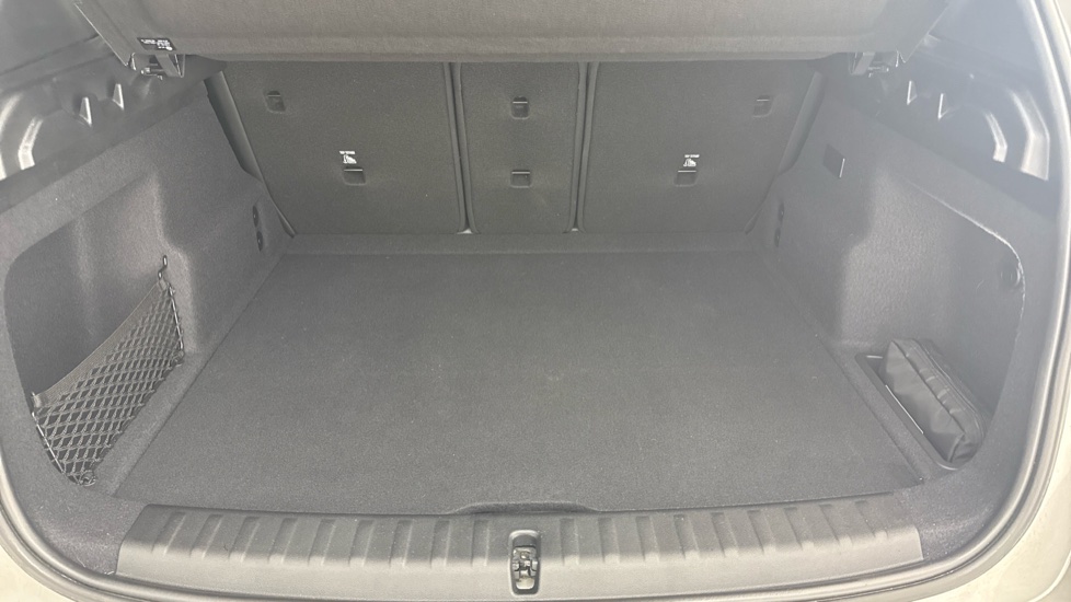 BMW iX1 230kW xDr30 MSport 65kWh 5dr Auto [Tech+/Pro/22kW] Electric Estate - Image 13