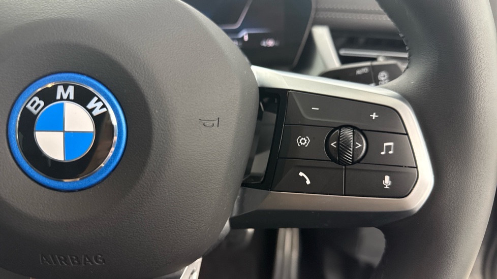 BMW iX1 230kW xDr30 MSport 65kWh 5dr Auto [Tech+/Pro/22kW] Electric Estate - Image 18