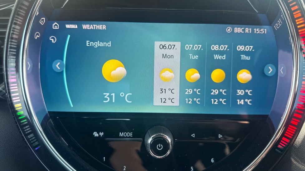 MINI Convertible 2.0 Cooper S Resolute Edition Prem Plus 2dr Auto Petrol Convertible - Image 41