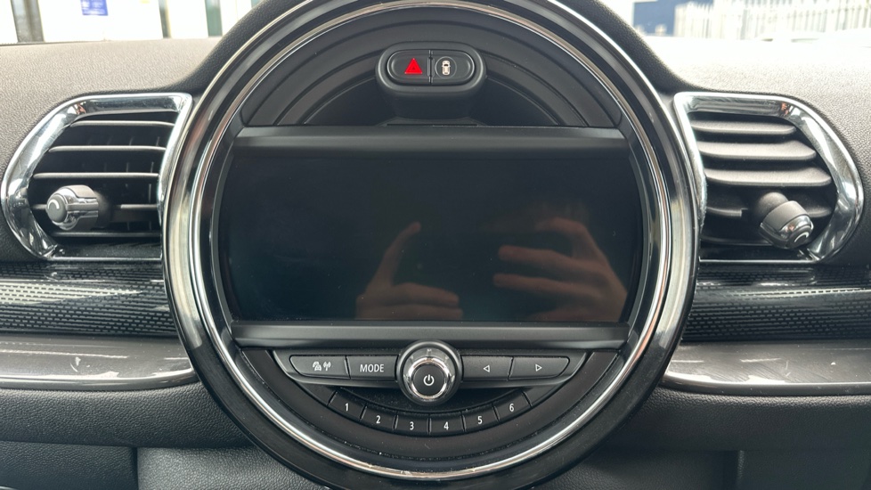 MINI Clubman 2.0 Cooper S 6dr Auto Petrol Estate - Image 8