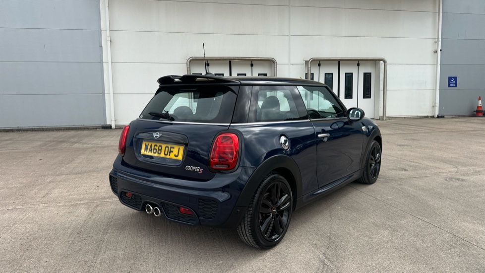 MINI Hatchback 2.0 Cooper S Sport II 3dr Auto Petrol Hatchback - Image 24