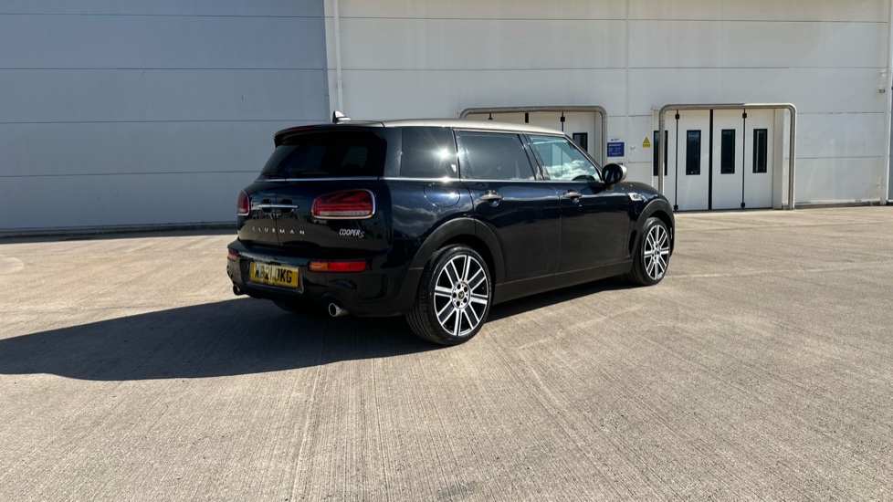 MINI Clubman 2.0 Cooper S Exclusive 6dr Auto Petrol Estate - Image 25