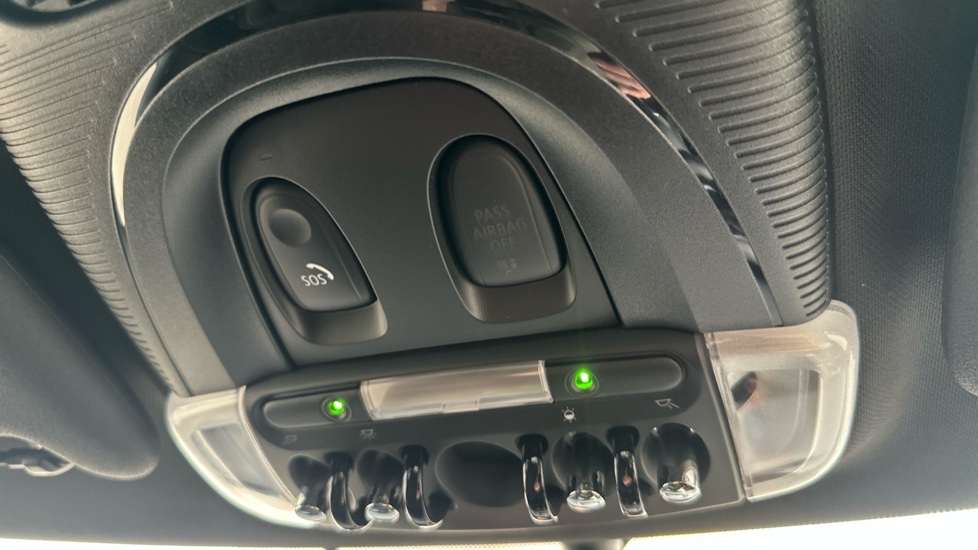 MINI Hatchback 1.5 Cooper Sport II 5dr Petrol Hatchback - Image 32