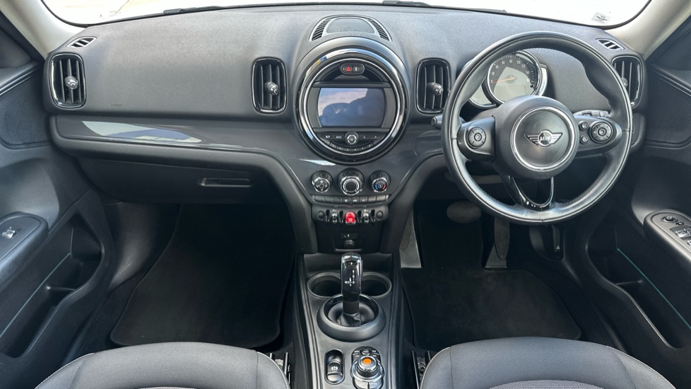 MINI Countryman 2.0 Cooper D 5dr Auto Diesel Hatchback - Image 4