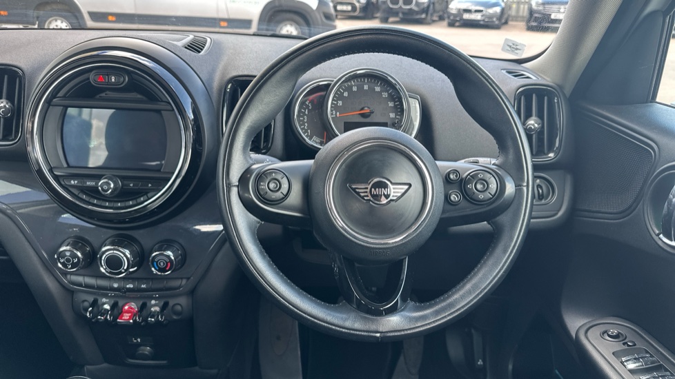 MINI Countryman 2.0 Cooper D 5dr Auto Diesel Hatchback - Image 5
