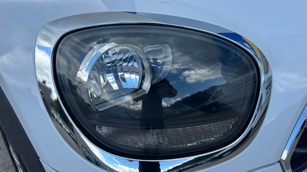 MINI Countryman 2.0 Cooper D 5dr Auto Diesel Hatchback - Image 23