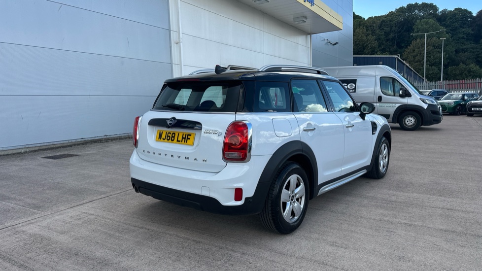 MINI Countryman 2.0 Cooper D 5dr Auto Diesel Hatchback - Image 24