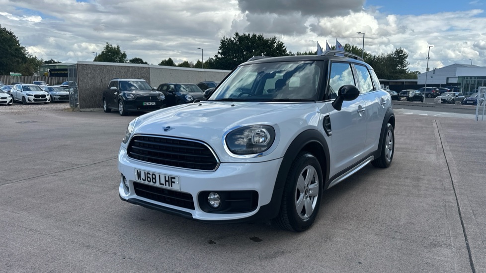 MINI Countryman 2.0 Cooper D 5dr Auto Diesel Hatchback - Image 25