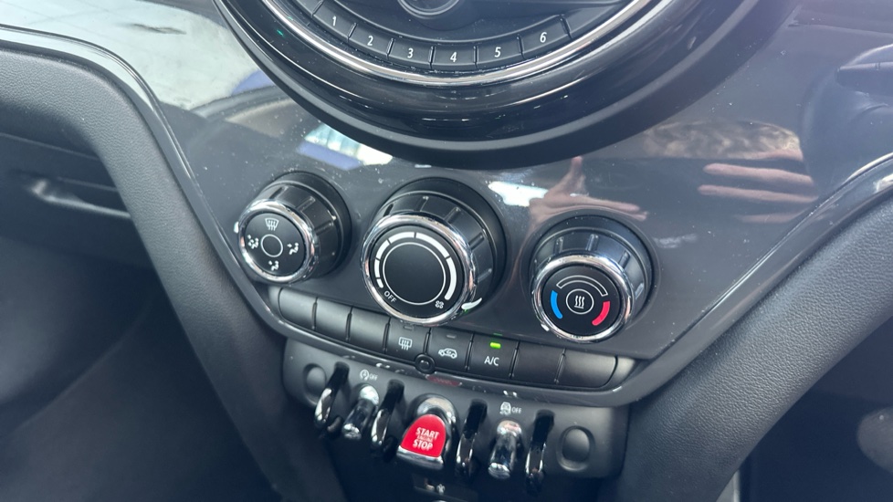 MINI Countryman 2.0 Cooper D 5dr Auto Diesel Hatchback - Image 31