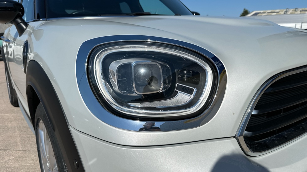 MINI Countryman 1.5 Cooper Sport 5dr Petrol Hatchback - Image 23
