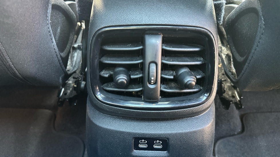 MINI Countryman 1.5 Cooper Sport 5dr Petrol Hatchback - Image 32