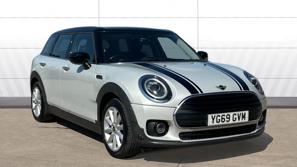 MINI Clubman 1.5 Cooper Classic 6dr Petrol Estate - Image 1