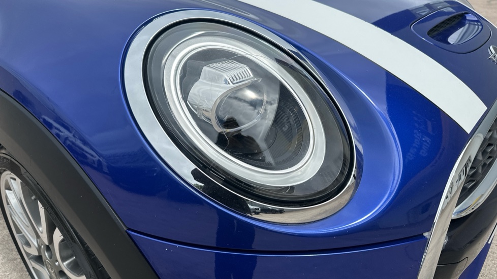 MINI Convertible 2.0 Cooper S 25th Anniversary II 2dr Auto Petrol Convertible - Image 19