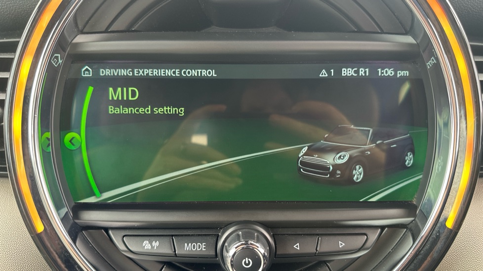 MINI Convertible 2.0 Cooper S 25th Anniversary II 2dr Auto Petrol Convertible - Image 47