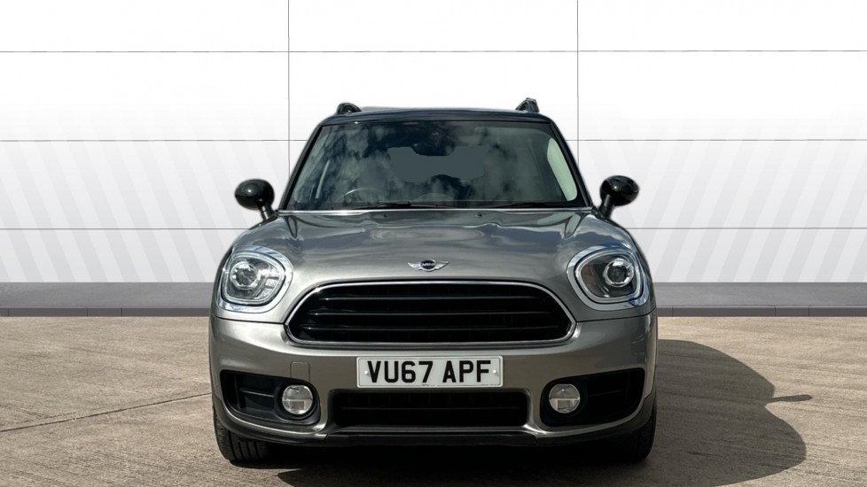 MINI Countryman 1.5 Cooper 5dr Auto [Chili/Nav+ Pack] Petrol Hatchback - Image 3