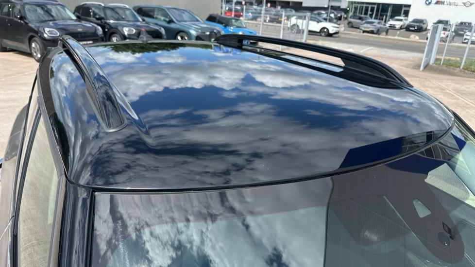MINI Countryman 1.5 Cooper 5dr Auto [Chili/Nav+ Pack] Petrol Hatchback - Image 8