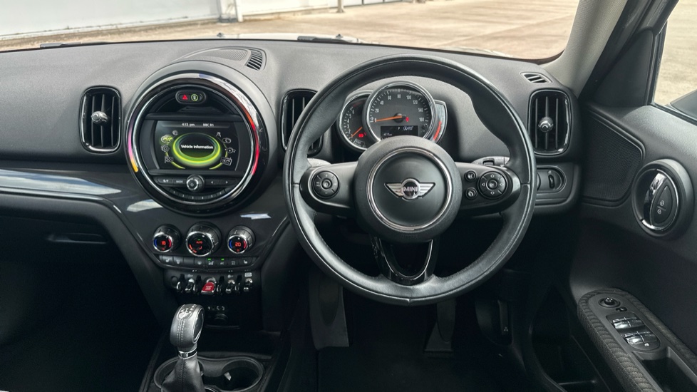 MINI Countryman 1.5 Cooper 5dr Auto [Chili/Nav+ Pack] Petrol Hatchback - Image 11