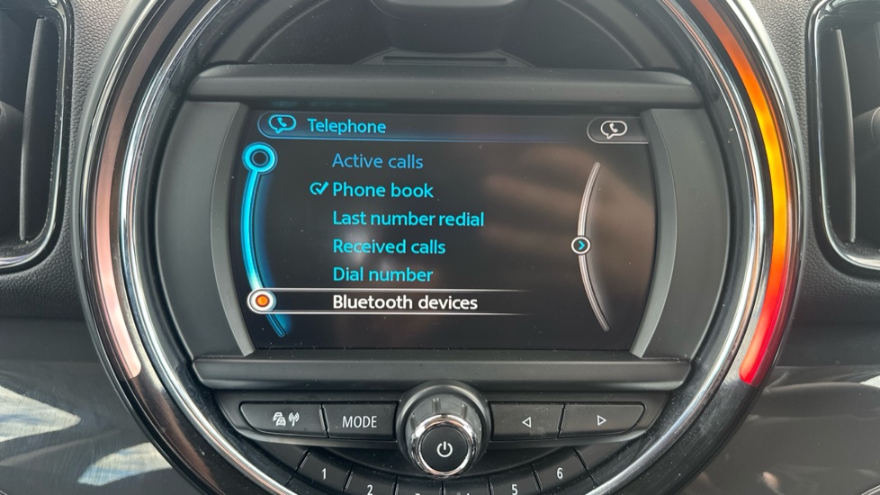 MINI Countryman 1.5 Cooper 5dr Auto [Chili/Nav+ Pack] Petrol Hatchback - Image 35