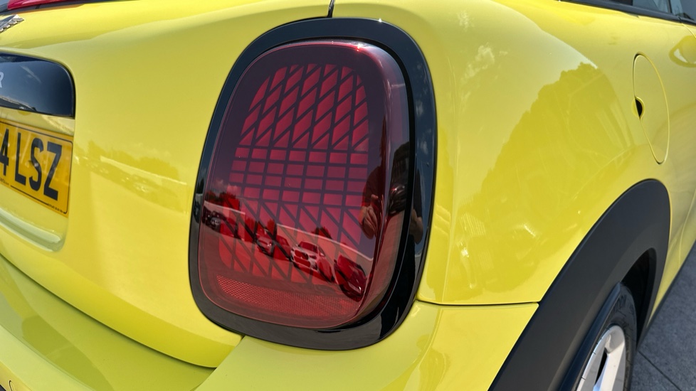 MINI Cooper 2.0 C Classic [Level 1] 2dr Auto Petrol Convertible - Image 22