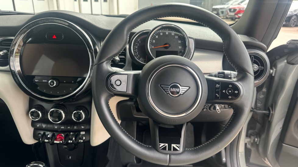 MINI Hatchback 1.5 Cooper Exclusive 3dr Auto Petrol Hatchback - Image 5