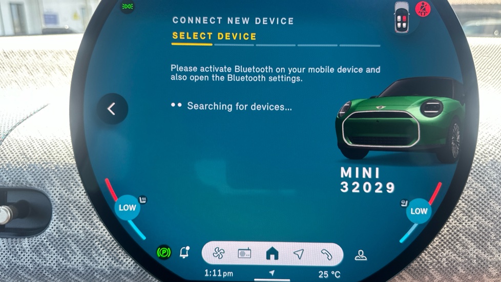 MINI Cooper 135kW E Exclusive 41kWh 3dr Auto Electric Hatchback - Image 33