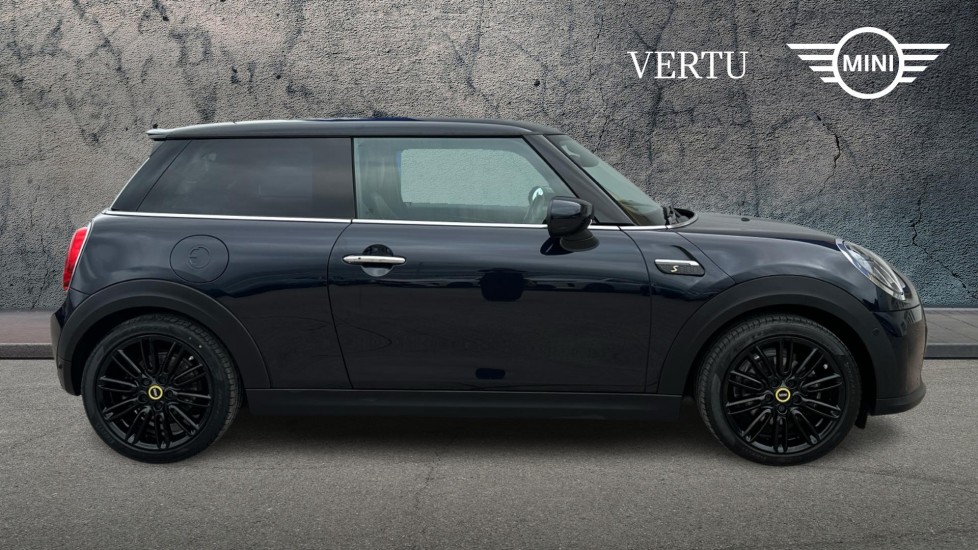 MINI Hatchback 135kW Cooper S Level 3 33kWh 3dr Auto Electric Hatchback - Image 3