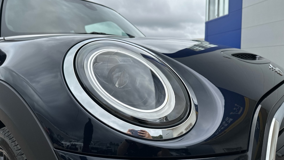 MINI Hatchback 135kW Cooper S Level 3 33kWh 3dr Auto Electric Hatchback - Image 23