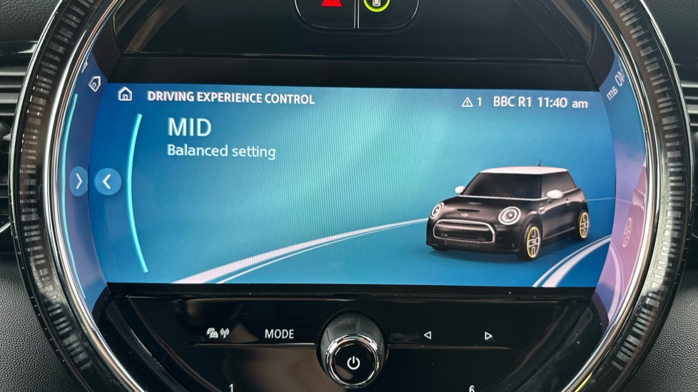 MINI Hatchback 135kW Cooper S Level 3 33kWh 3dr Auto Electric Hatchback - Image 53