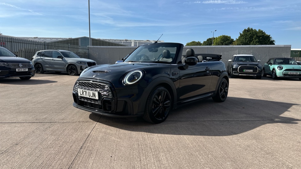 MINI Convertible 2.0 Cooper S Sport 2dr Auto Petrol Convertible - Image 24