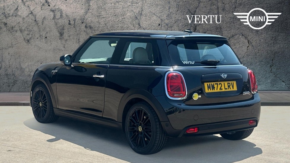 MINI Hatchback 135kW Cooper S Level 3 33kWh 3dr Auto Electric Hatchback - Image 2