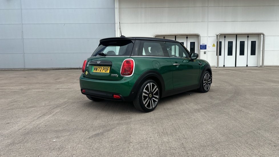MINI Hatchback 135kW Cooper S Level 2 33kWh 3dr Auto Electric Hatchback - Image 25