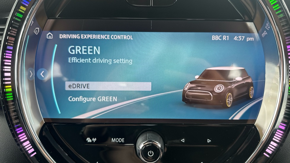 MINI Hatchback 135kW Cooper S Level 2 33kWh 3dr Auto Electric Hatchback - Image 49